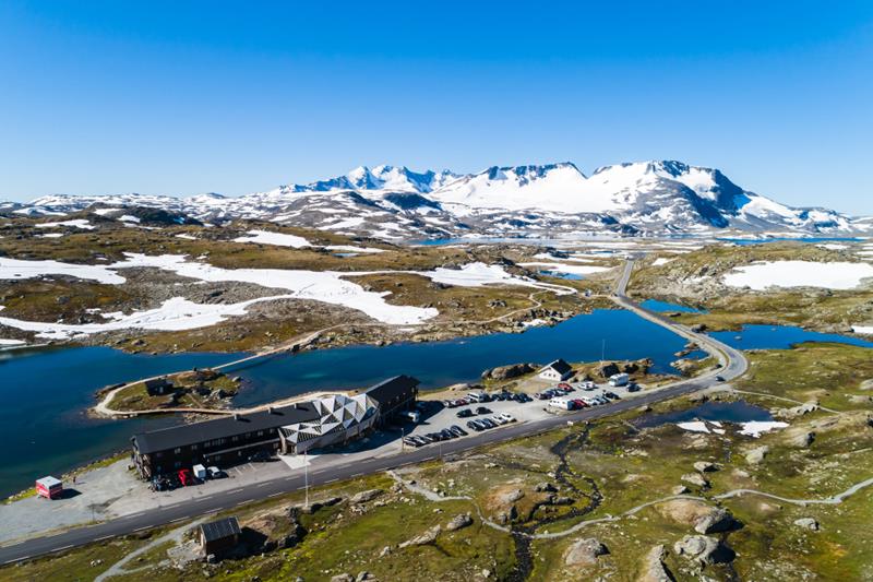 lakeside skiing center in norway